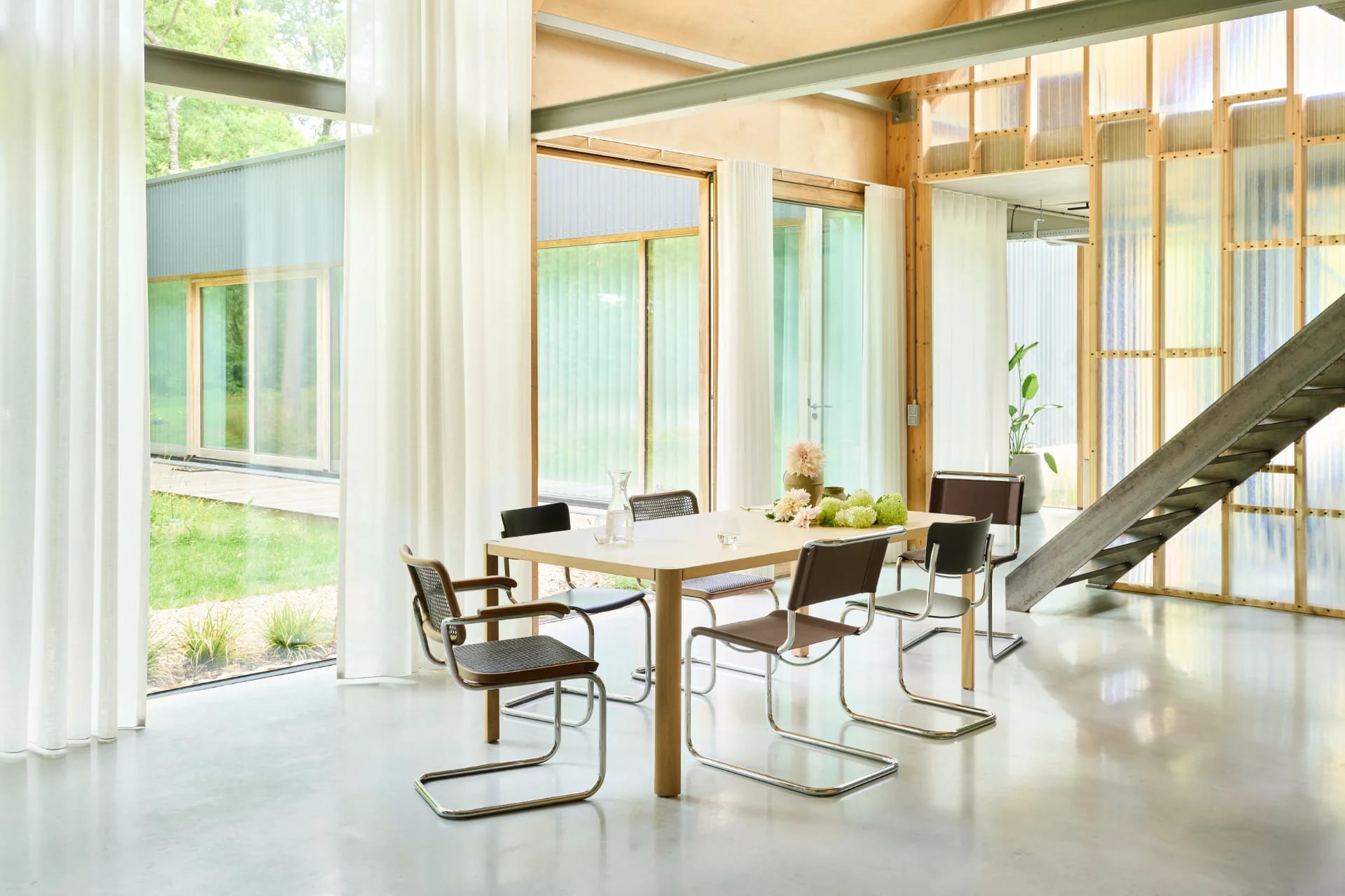 BE. Thonet-Aktion-5+1